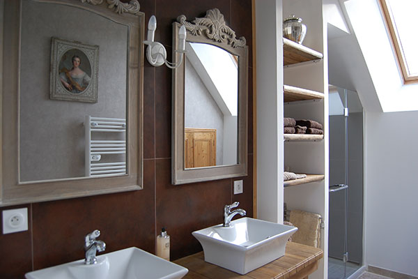 Coin toilette chambre Cassiopée
